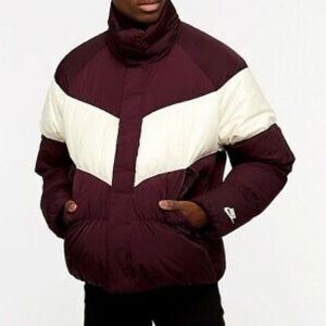 NIKE Sportswear Down Filled Chevron Wind Puffer